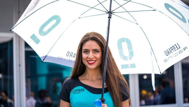 [GALLERY] Le ombrelline più belle del GP di Misano 2019 - Foto 28 di 81