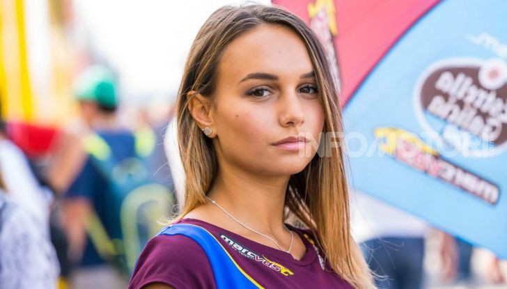 [GALLERY] Le ombrelline più belle del GP di Misano 2019 - Foto 80 di 81