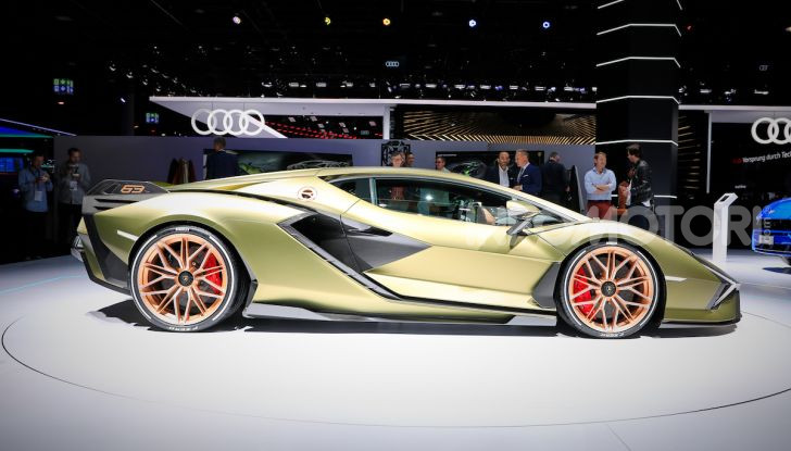 Lamborghini Sian: l’ibrida di Sant’Agata è un fulmine da 819CV - Foto 15 di 45