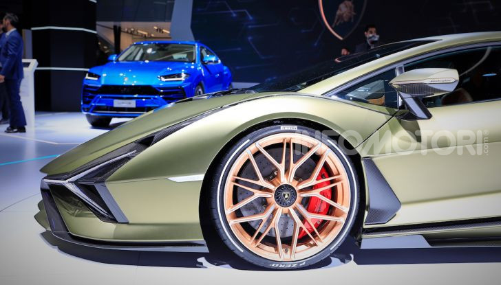 Lamborghini Sian: l’ibrida di Sant’Agata è un fulmine da 819CV - Foto 42 di 45