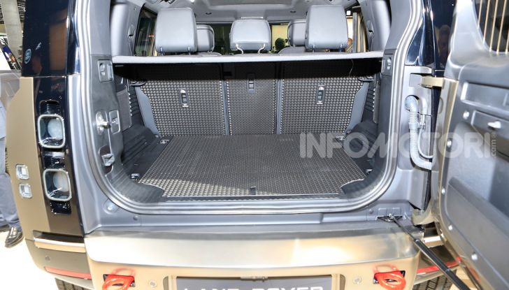Land Rover Defender 2020, dati e informazioni - Foto 18 di 47