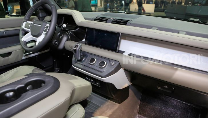 Land Rover Defender 2020, dati e informazioni - Foto 12 di 47