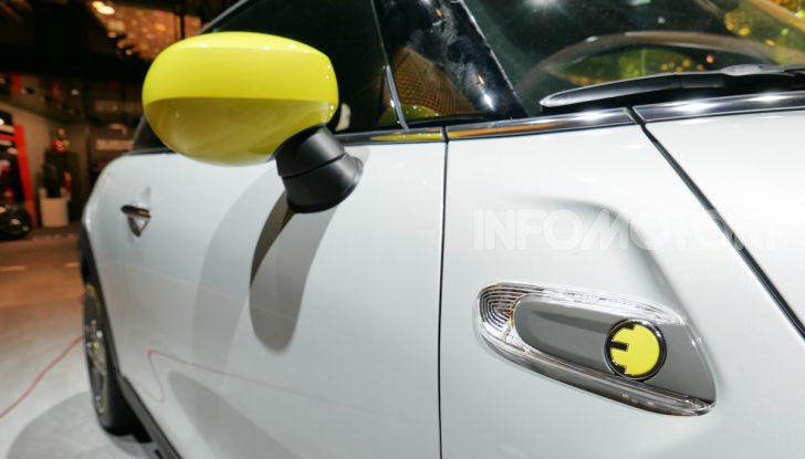 Mini elettrica: prezzi e caratteristiche della Mini Full Electric - Foto 13 di 14