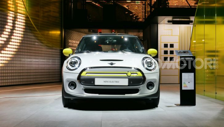 Mini elettrica: prezzi e caratteristiche della Mini Full Electric - Foto 2 di 14