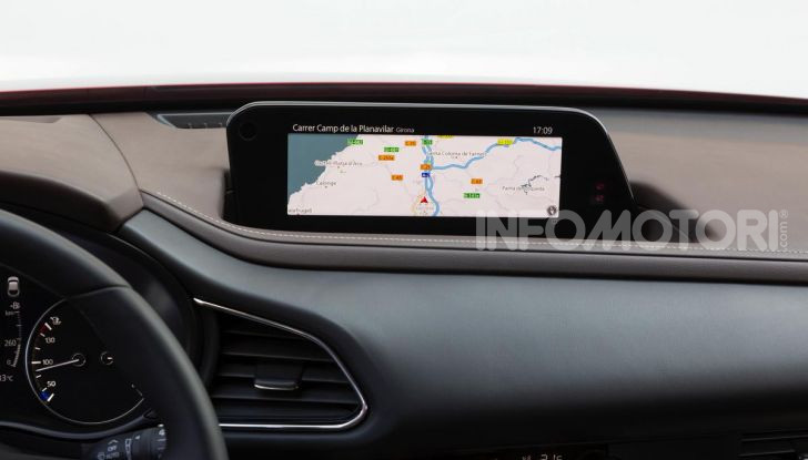 [VIDEO] Prova su strada Mazda CX-30: la giusta misura al crossover giapponese - Foto 29 di 43