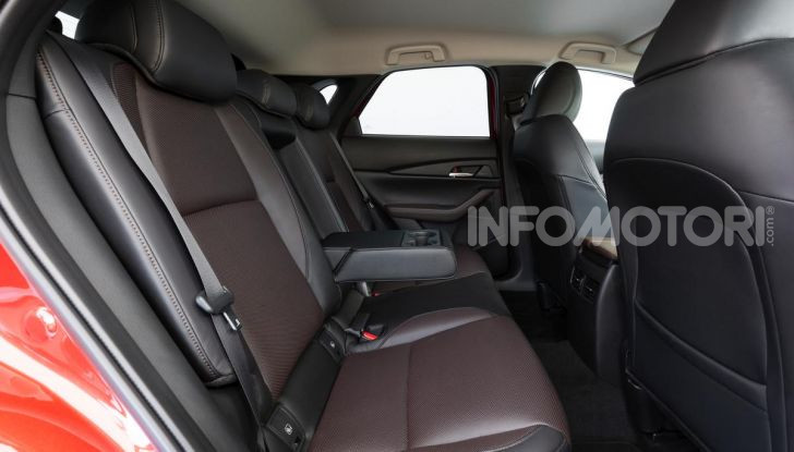 [VIDEO] Prova su strada Mazda CX-30: la giusta misura al crossover giapponese - Foto 34 di 43