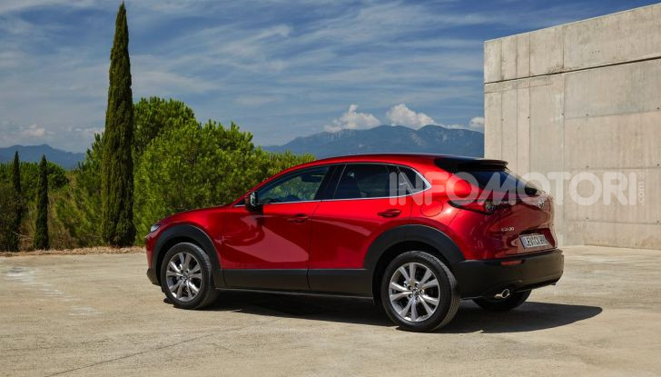 [VIDEO] Prova su strada Mazda CX-30: la giusta misura al crossover giapponese - Foto 13 di 43