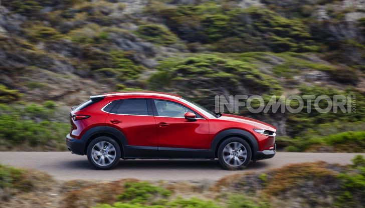[VIDEO] Prova su strada Mazda CX-30: la giusta misura al crossover giapponese - Foto 6 di 43
