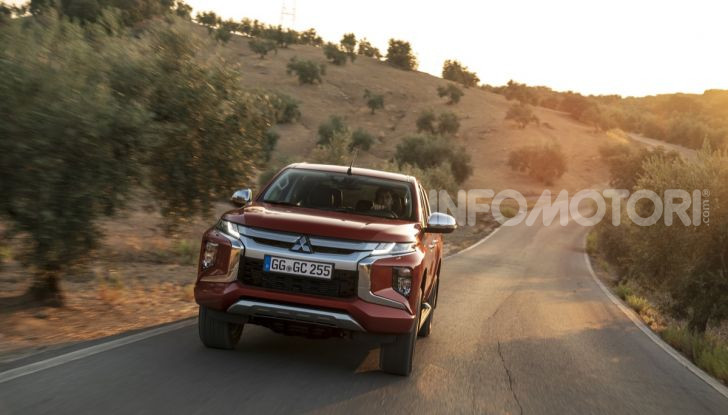 Prova nuovo Mitsubishi L200 2020: il pickup solido come la roccia! - Foto 14 di 44