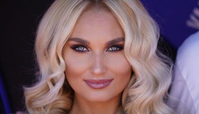 [GALLERY] Le ombrelline più belle del GP di Misano 2019