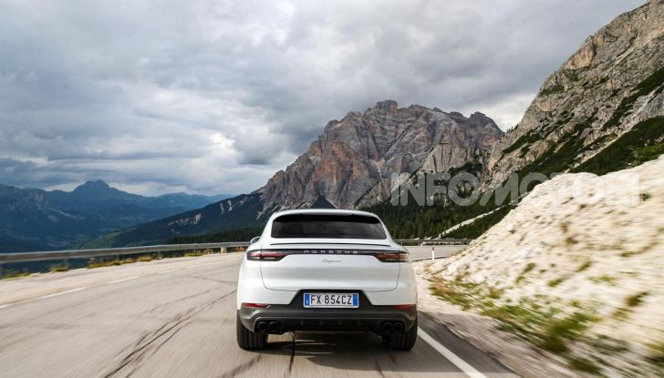 [VIDEO] Prova Porsche Cayenne Coupè 2019: il SUV sportivo ed elegante - Foto 7 di 25