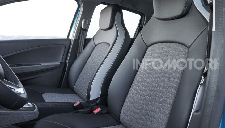 Nuova Renault ZOE 2020, l’elettrica da città alla sua terza serie - Foto 18 di 26