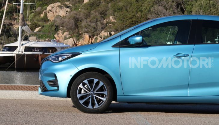 Nuova Renault ZOE 2020, l’elettrica da città alla sua terza serie - Foto 17 di 26