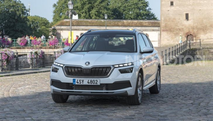 Prova su strada Skoda Kamiq: il terzo elemento della gamma SUV - Foto 12 di 39