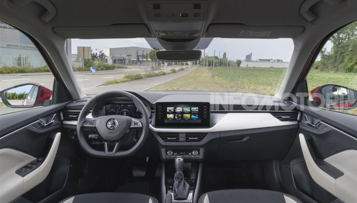 Prova su strada Skoda Kamiq: il terzo elemento della gamma SUV - Foto 22 di 39