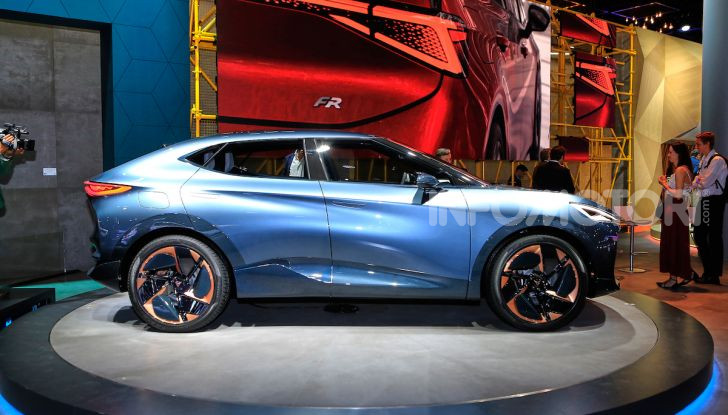 Cupra Tavascan Concept, il SUV coupé 100% elettrico - Foto 3 di 26