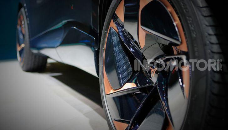 Cupra Tavascan Concept, il SUV coupé 100% elettrico - Foto 7 di 26