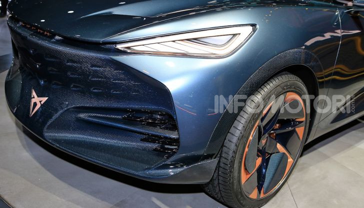 Cupra Tavascan Concept, il SUV coupé 100% elettrico - Foto 18 di 26