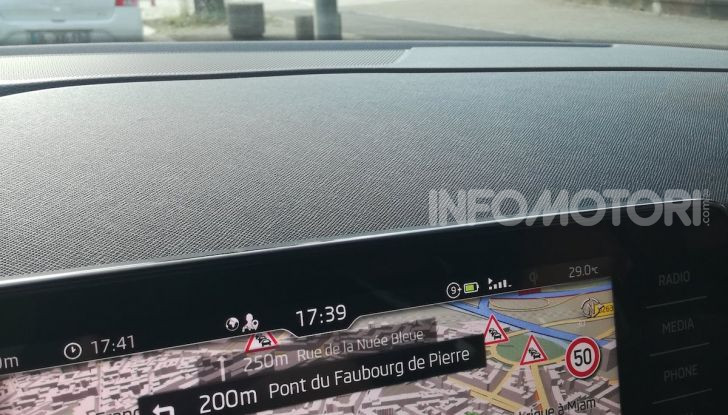 Prova su strada Skoda Kamiq: il terzo elemento della gamma SUV - Foto 36 di 39