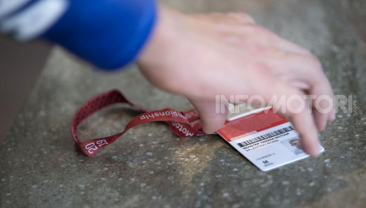 Valentino Rossi verso Misano con la sua Yamaha M1… per le strade di Tavullia! - Foto 16 di 39