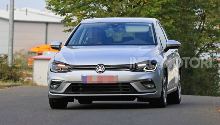 Nuova Volkswagen Golf 8 GTE: elettrica, sportiva e connessa - Foto 3 di 24