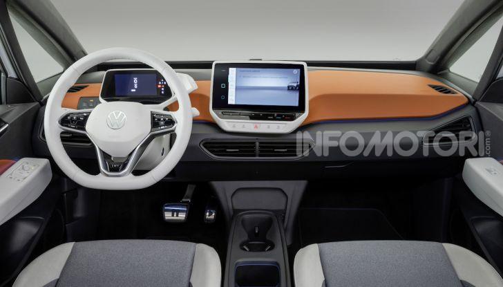 Volkswagen ID.3 R, la compatta elettrica dalle alte prestazioni - Foto 10 di 47