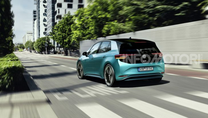 Volkswagen ID.3 R, la compatta elettrica dalle alte prestazioni - Foto 16 di 47