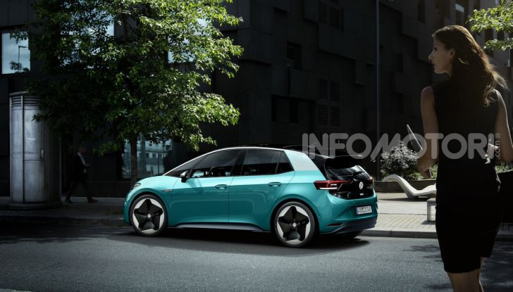 Volkswagen ID.3 R, la compatta elettrica dalle alte prestazioni - Foto 28 di 47