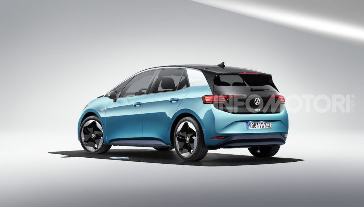 Volkswagen ID.3 R, la compatta elettrica dalle alte prestazioni - Foto 3 di 47