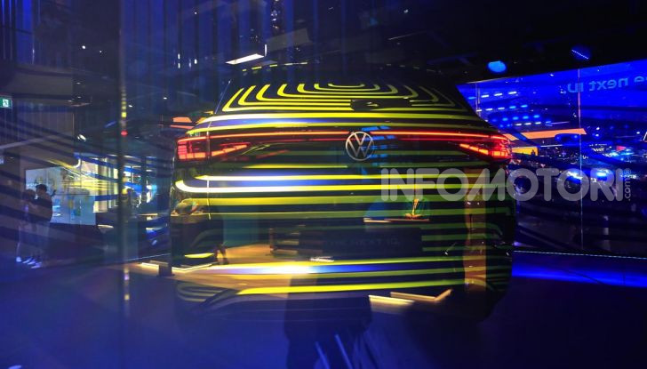 ID.4, il SUV elettrico secondo Volkswagen - Foto 4 di 30