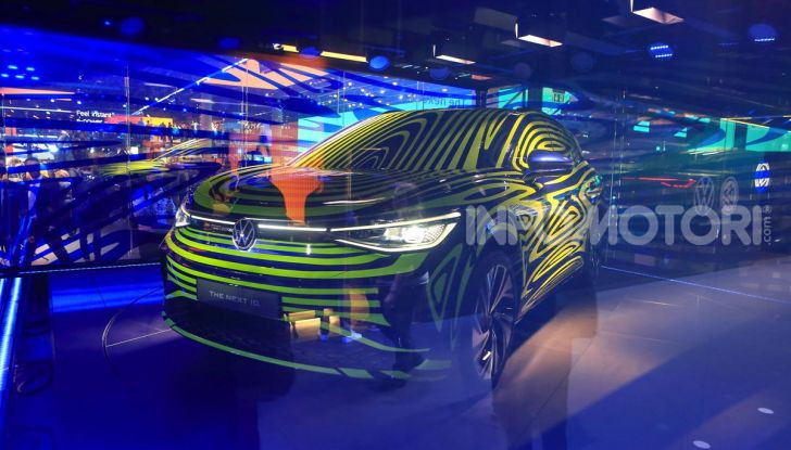 ID.4, il SUV elettrico secondo Volkswagen - Foto 29 di 30