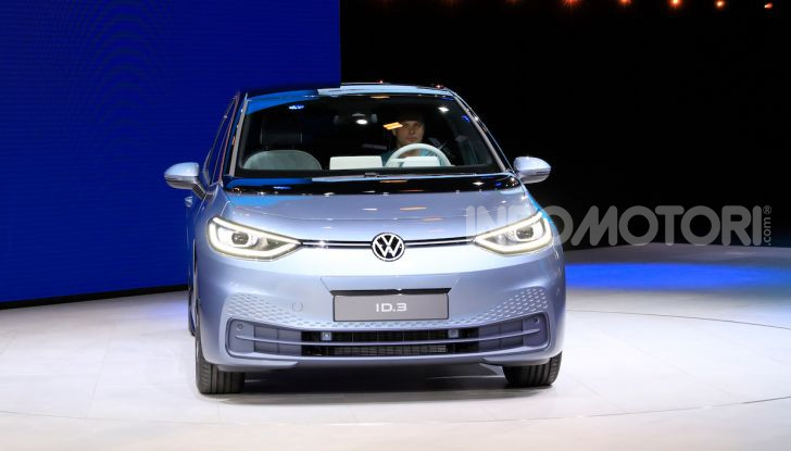 Volkswagen ID.3, la prima elettrica della famiglia ID VW - Foto 13 di 34