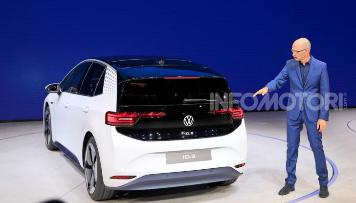 Volkswagen ID.3, la prima elettrica della famiglia ID VW - Foto 32 di 34