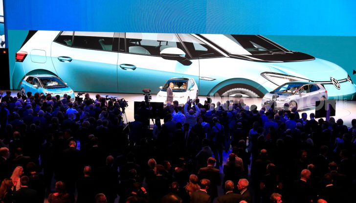 Volkswagen ID.3, la prima elettrica della famiglia ID VW - Foto 30 di 34