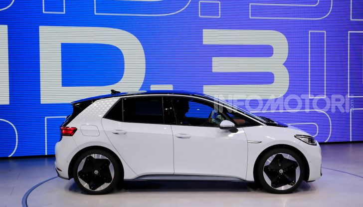 Volkswagen ID.3, la prima elettrica della famiglia ID VW - Foto 6 di 34