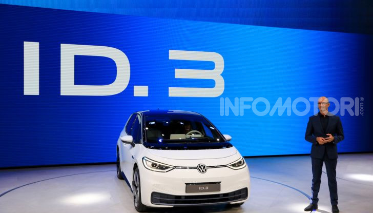 Volkswagen ID.3, la prima elettrica della famiglia ID VW - Foto 9 di 34