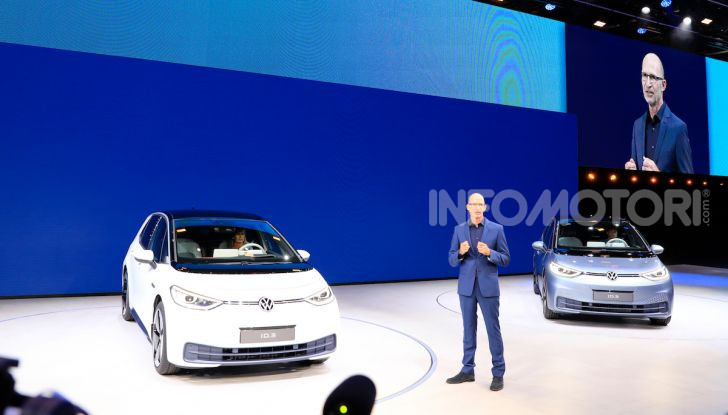 Volkswagen ID.3, la prima elettrica della famiglia ID VW - Foto 10 di 34