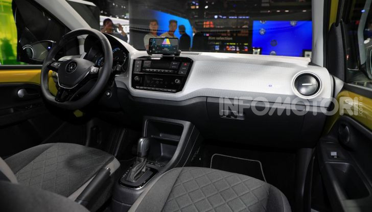 Volkswagen e-up: la piccola tedesca dalla grande autonomia - Foto 10 di 11
