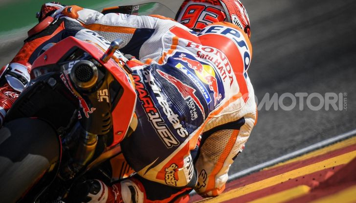 MotoGP 2019, GP di Aragon: Marquez sbanca il MotorLand e vola verso l’ottavo Titolo in carriera - Foto 3 di 11