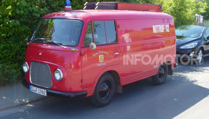 Ford Transit, 60 anni di successi per il commerciale dell’Ovale Blu - Foto 6 di 7