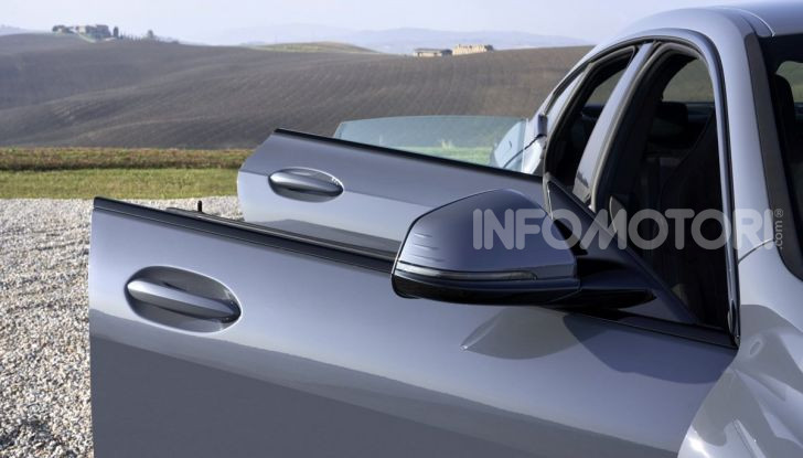 BMW Serie 2 Grand Coupé 2020, trazione anteriore e nuovo stile - Foto 11 di 49