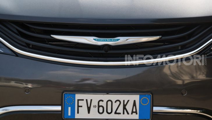 Chrysler Pacifica: confermato l’arrivo della versione 100% elettrica - Foto 27 di 29