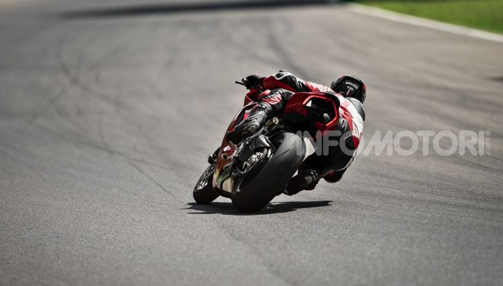 Ducati svela a Rimini tutte le novità moto del 2020 - Foto 20 di 57