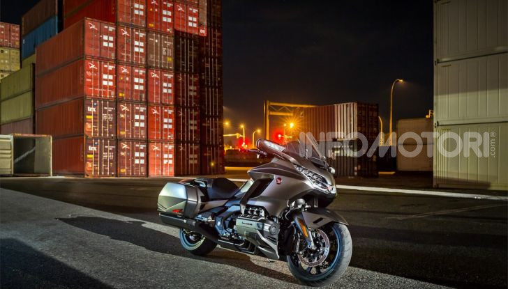 Honda GL1800 Gold Wing 2020: la madre delle Luxury Tourer è tornata - Foto 4 di 18