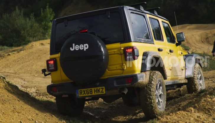 [VIDEO] La sfida Offroad tra Jimny, Classe G Wrangler - Foto 16 di 19