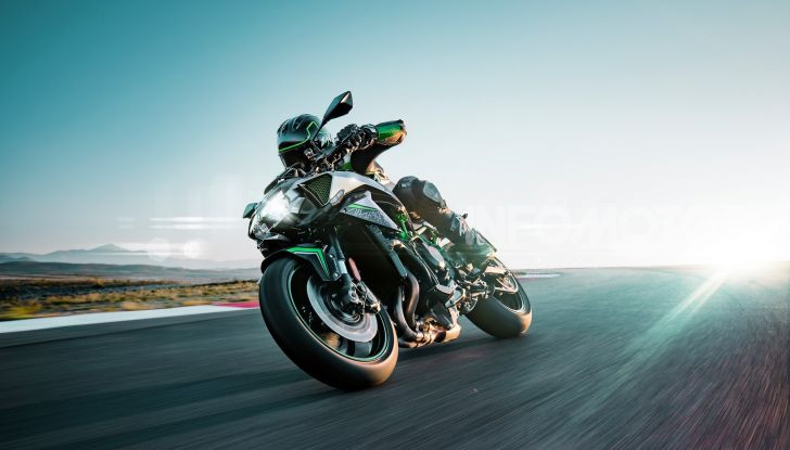 [VIDEO] Kawasaki Z H2: la Naked col Turbo ha 200CV! - Foto 2 di 14