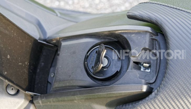 Prova Kymco AK550, l’unico vero “anti TMAX” - Foto 4 di 54
