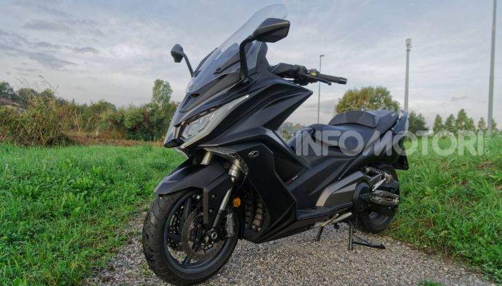 Prova Kymco AK550, l’unico vero “anti TMAX” - Foto 31 di 54
