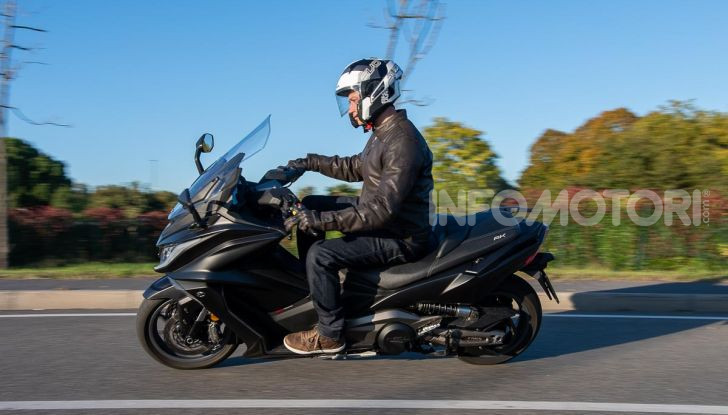 Prova Kymco AK550, l’unico vero “anti TMAX” - Foto 41 di 54