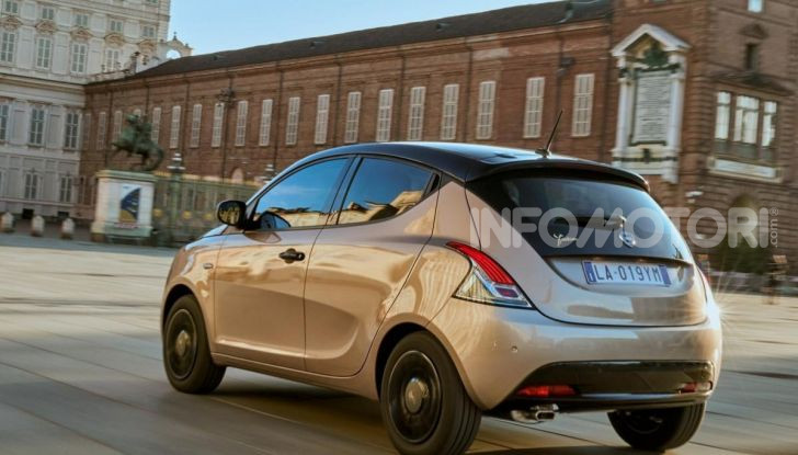 Lancia Ypsilon Monogram, prezzi in promozione da 11.300 euro per restare regina delle citycar - Foto 2 di 7